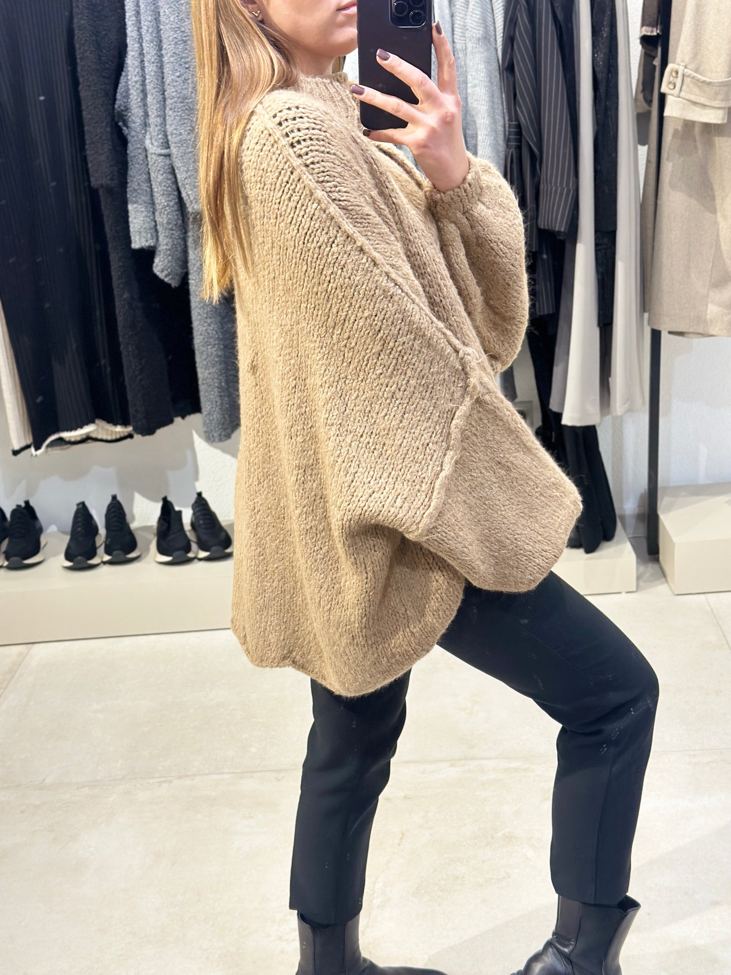 OVERSIZED STRICKJACKE