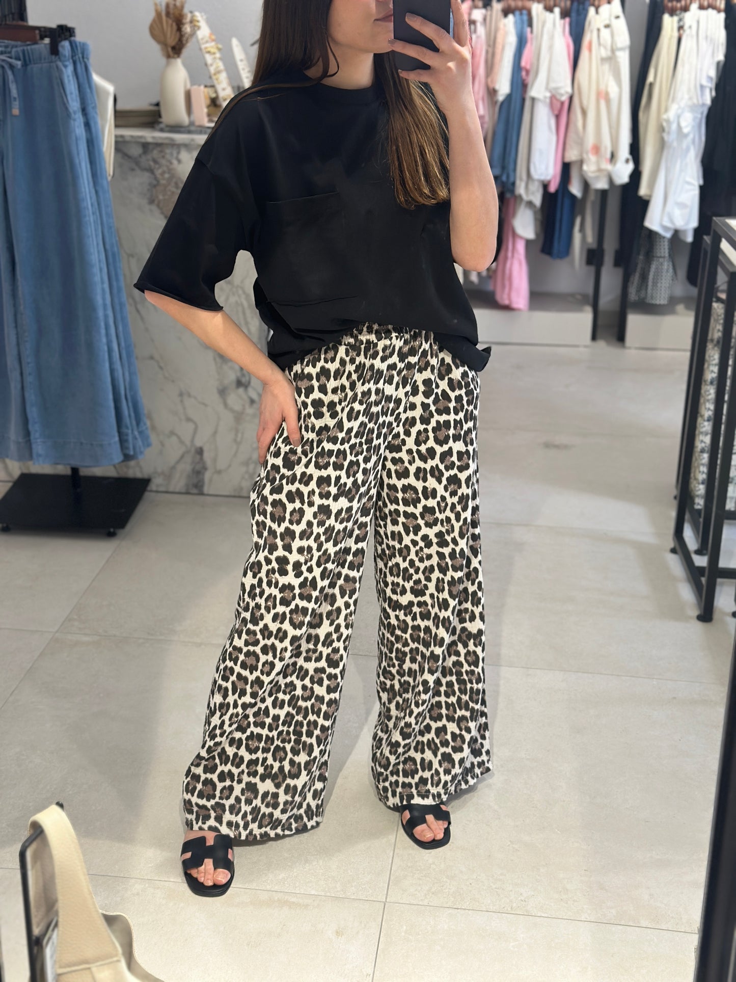 MUSSELIN-HOSE MIT ANIMALPRINT