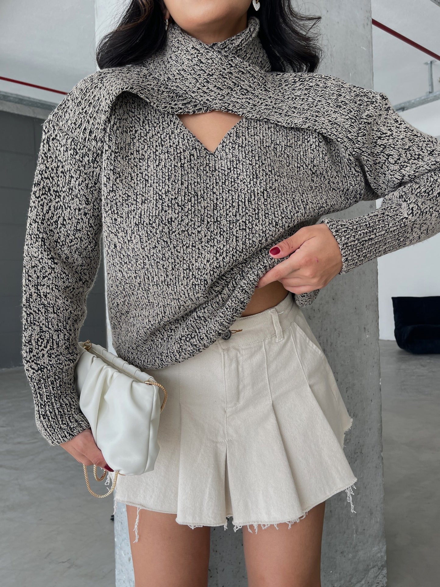 Cut-Out Strickpullover